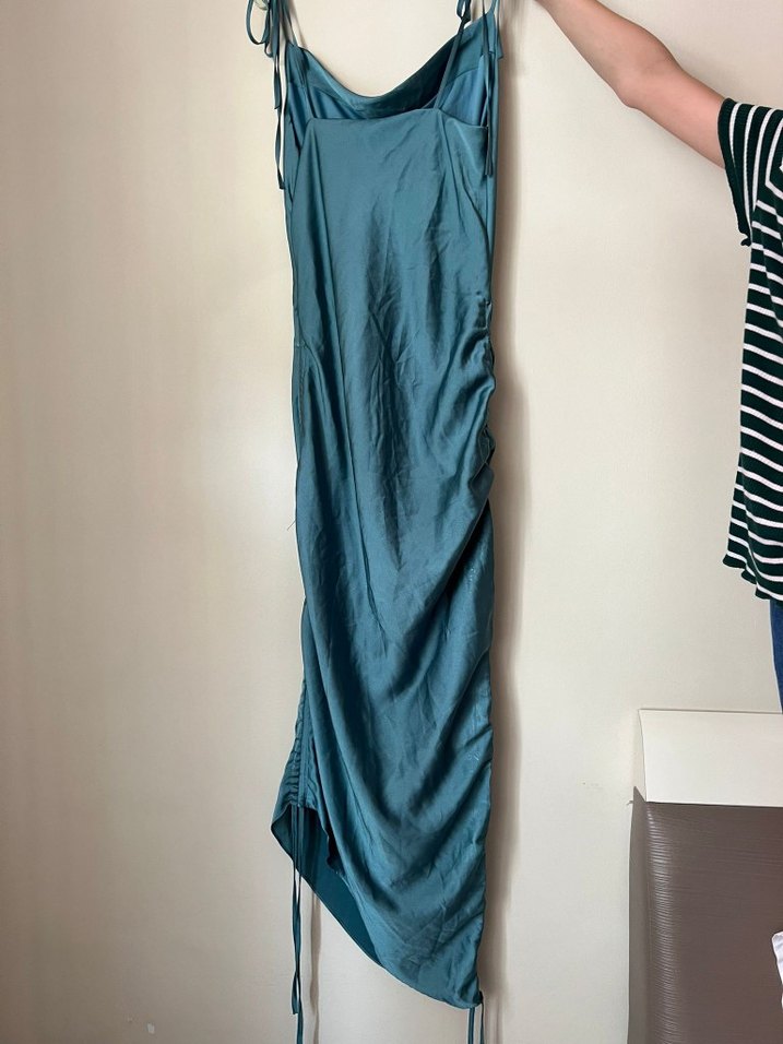 Trendyol milla  saten Uzun  Elbise - Görsel 3