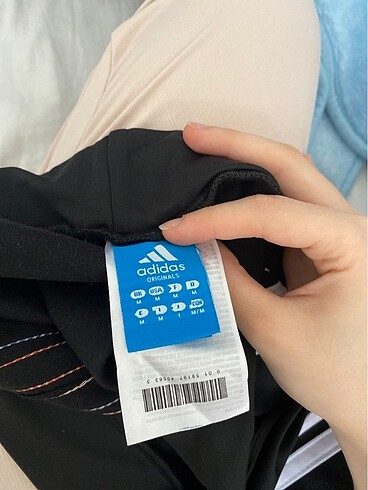 m Beden siyah Renk Orjinal Adidas eşofman