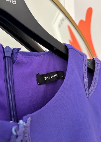 Mor gece elbisesi - Görsel 2