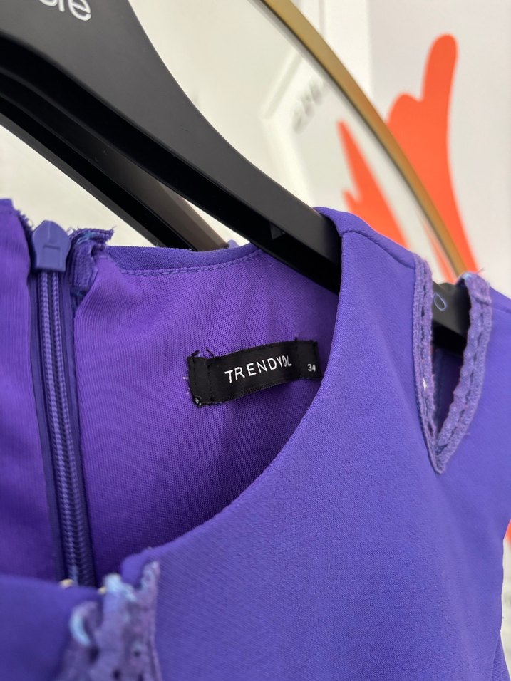 Mor gece elbisesi - Görsel 2