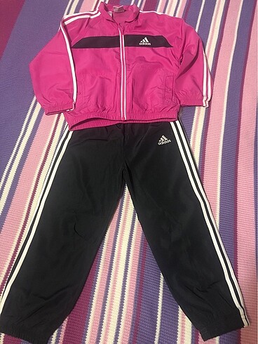 Adidas orjinal eşofman takımı