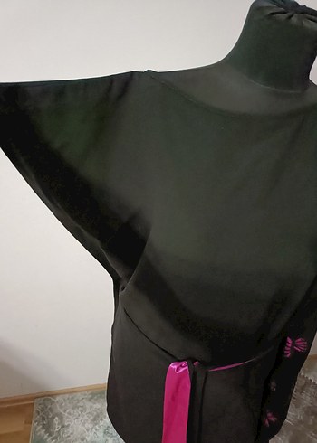 Uzun Siyah Nakışlı Kadın elbise - Görsel 3