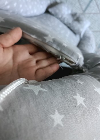 Gri Zigzag Desenli ve yıldız desenli yatak - Görsel 5