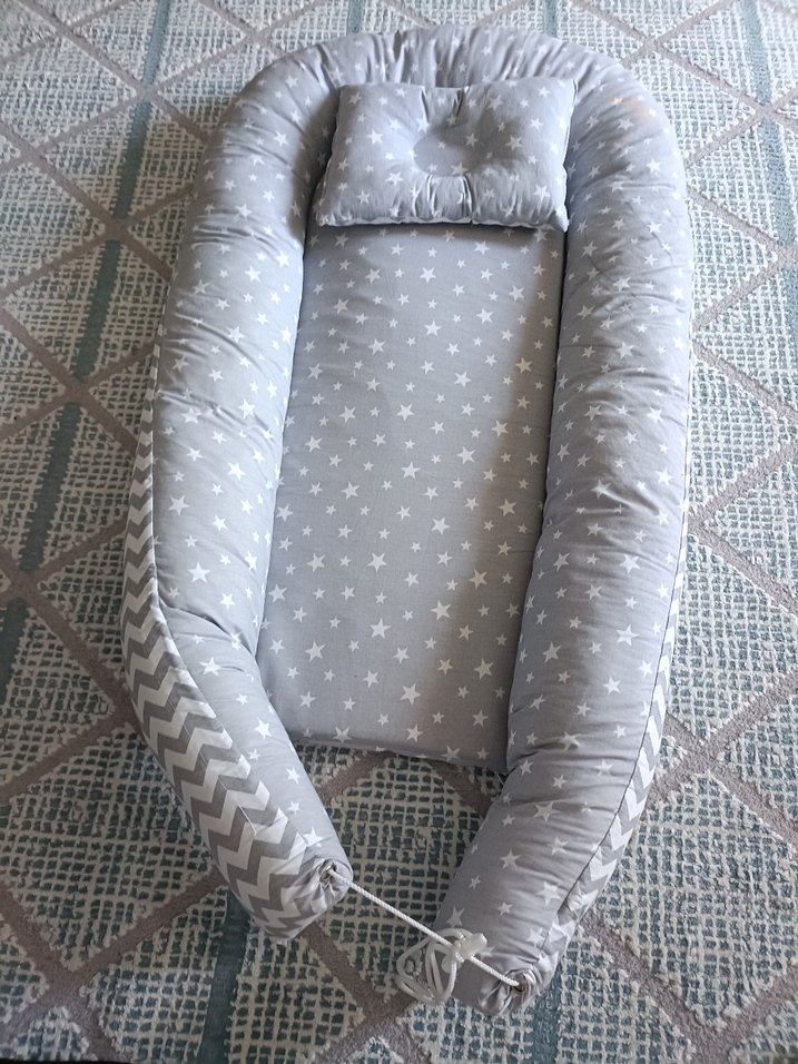 Gri Zigzag Desenli ve yıldız desenli yatak - Görsel 2
