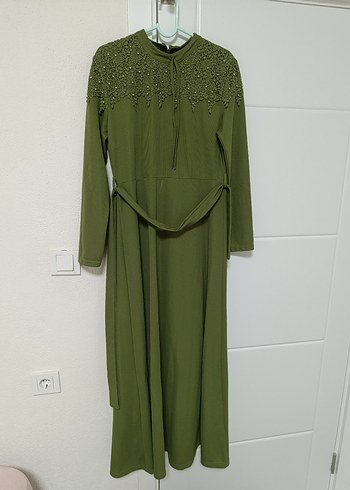 Yeşil Dantel Detaylı Uzun Kadın Elbise - Görsel 3