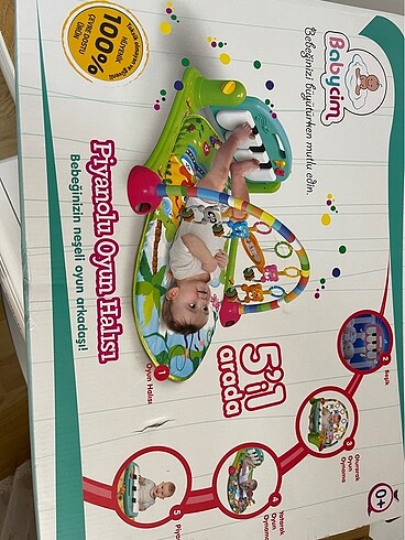Piyanolu oyun halısı