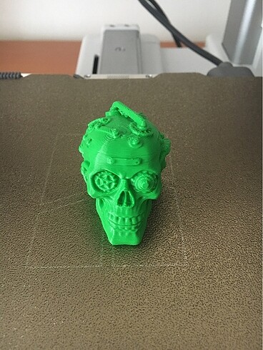 3d yazıcı ile yapılmış kuru kafa figür oyuncağı
