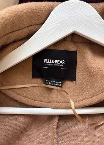 Pull and Bear Düğmeli Camel Renk Kaban