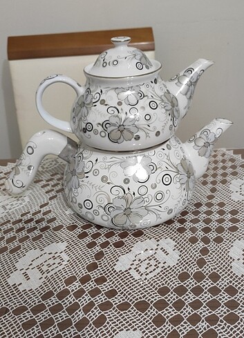 Porselen çaydanlık 