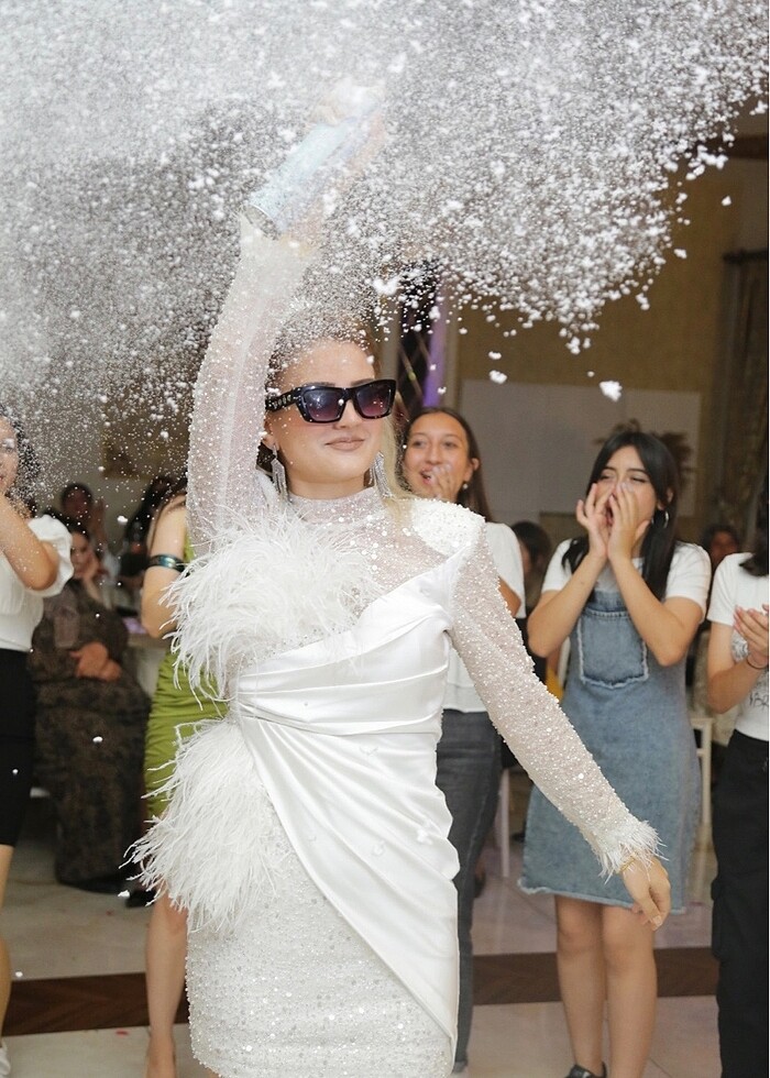 After party kınalık - Görsel 2