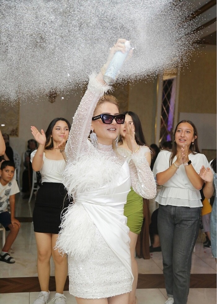 After party kınalık - Görsel 3