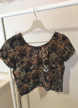 Kedi baskılı crop top