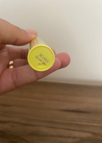 Oriflame Parlak Sarı Big Lash Maskara