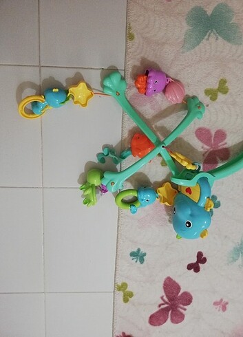  Beden Renk Fisher Price hareketli müzikli beşik dönence