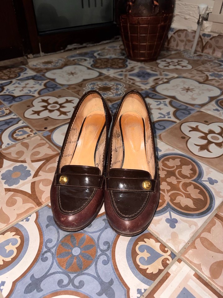 Kahverengi Deri Dolgu Topuklu Klasik Kadın Ayakkabı - Görsel 2