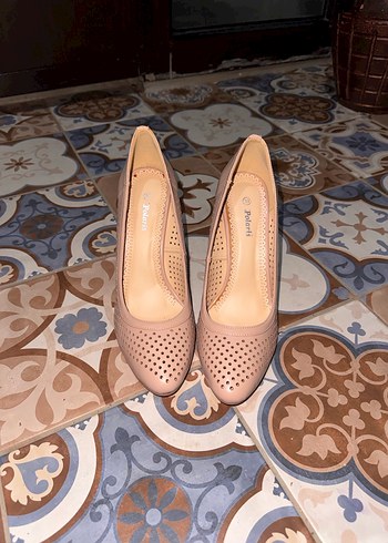 Bej Tokalı Stiletto Topuklu Kadın Ayakkabı - Görsel 2