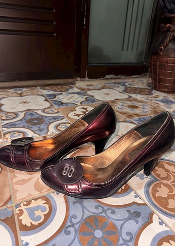 Bordo Parlak Yılan Desenli Tokalı Stiletto - Görsel 2