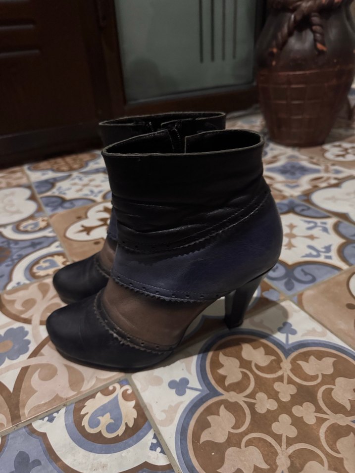 Kahverengi Deri Tokalı Blok Topuklu Kadın Bot - Görsel 2