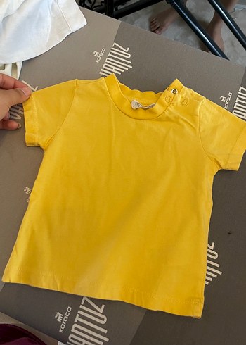 6 Ay Beden Sarı Kısa Kollu Baskılı Bebek Tulum