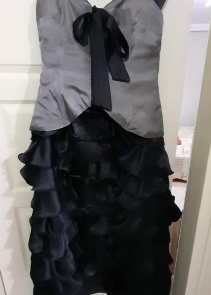 Özel tasarım ipek.gece elbisesi. - Görsel 2