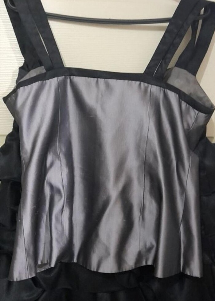 Özel tasarım ipek.gece elbisesi. - Görsel 4