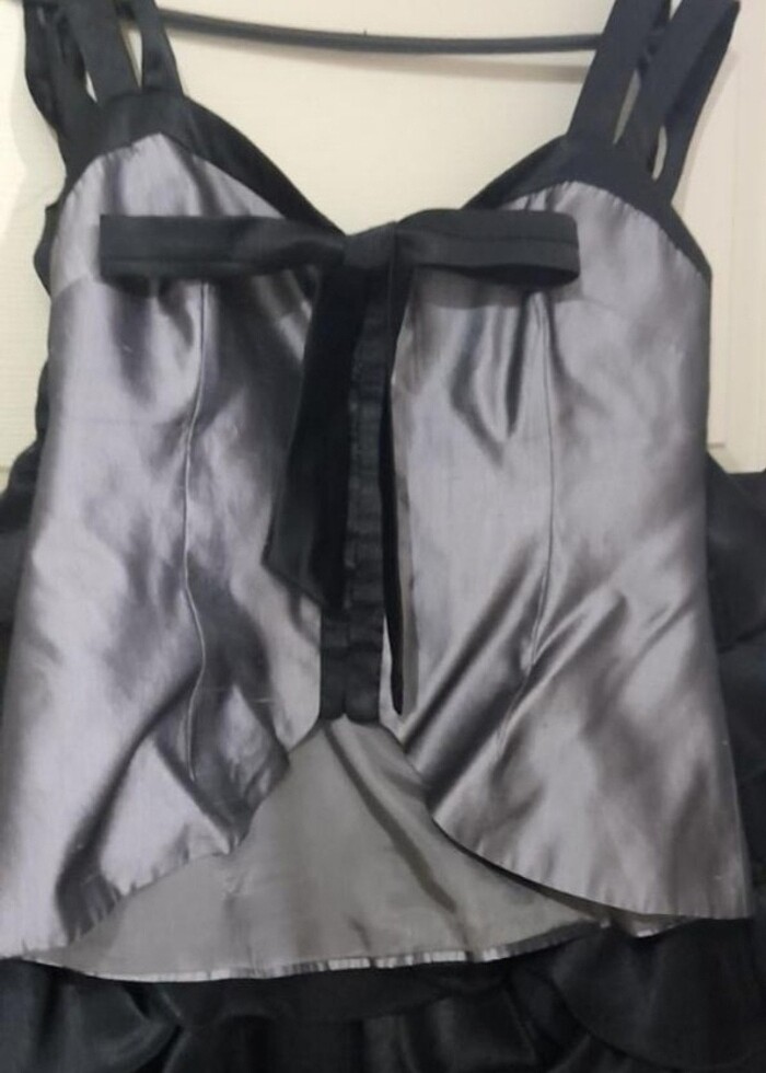 Özel tasarım ipek.gece elbisesi. - Görsel 5