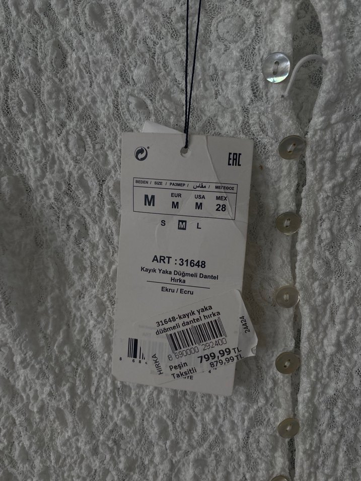 Düğmeli Beyaz Keten Uzun Kollu Bluz - Görsel 2