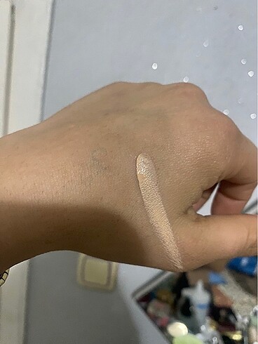 Benefit fondöten - Görsel 6