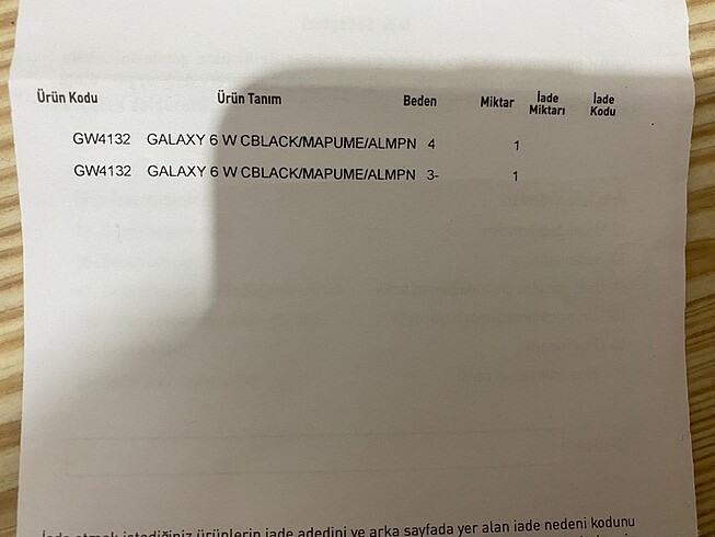 36 Beden siyah Renk Adidas ayakkabı
