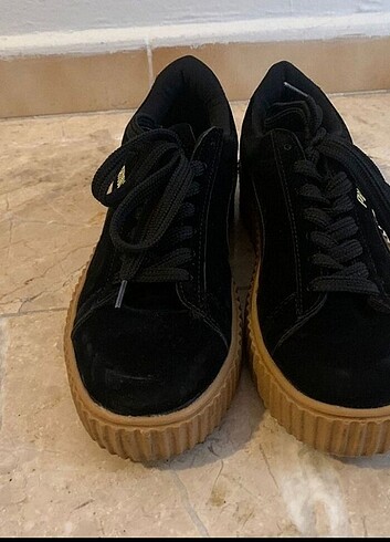 Siyah puma spor ayakkabı 