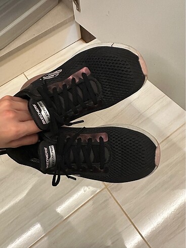36,5 Beden siyah Renk Yeni tertemiz sıfır orjinal skechers