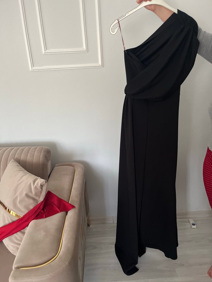 Siyah Drapeli Uzun Abiye Elbise - Görsel 4