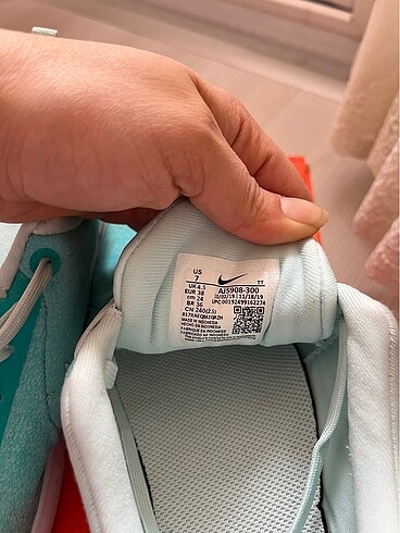 38 Beden turkuaz Renk Nike orijinal ayakkabı