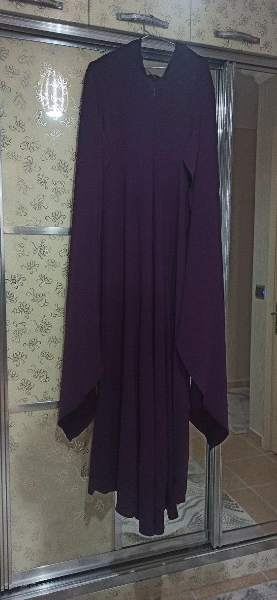 Uzun Mor Drapeli Gotik Elbise - Görsel 3