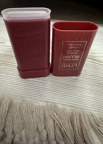 Diğer LYKD Glow-Getter Bordo Nemlendirici Allık Stick