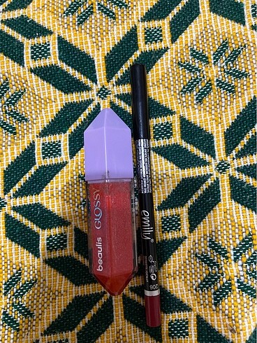 Lip gloss