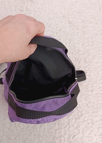Mor Fermuarlı Kadın Sırt Çantası - Görsel 7