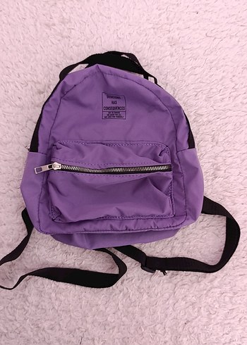Mor Fermuarlı Kadın Sırt Çantası - Görsel 2