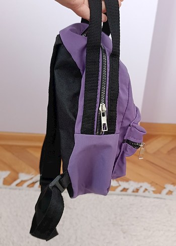 Mor Fermuarlı Kadın Sırt Çantası - Görsel 5