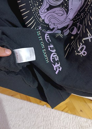 Siyah Baskılı Kapüşonlu Oversize Sweatshirt - Görsel 7