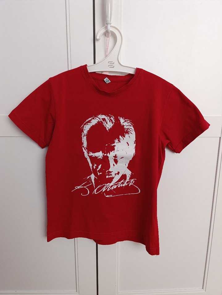 Kırmızı Atatürk Kısa Kollu Tişört - Görsel 3