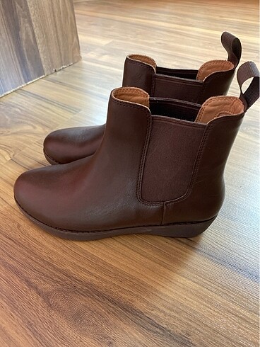 FitFlop Kısa bot