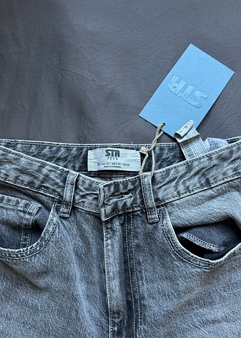 Stradivarius Gri Regular Fit Kadın Kot Pantolon - Görsel 2