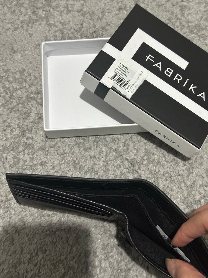 Fabrika erkek cüzdanı - Görsel 3