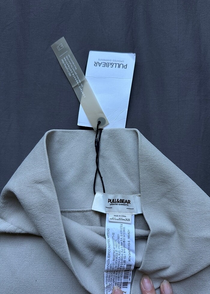 Pull&Bear tayt şort - Görsel 2