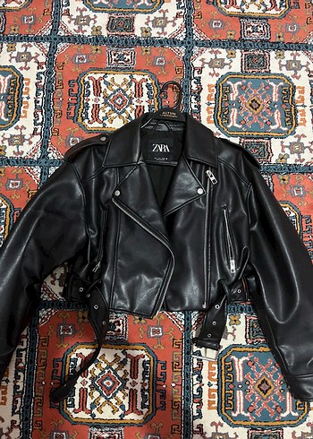 Kadın Siyah Deri Biker Ceket
