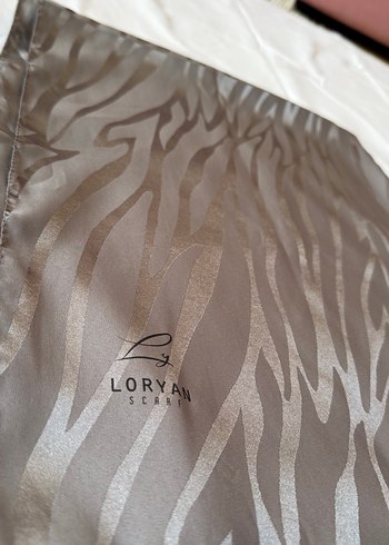 Gri şal - Görsel 2