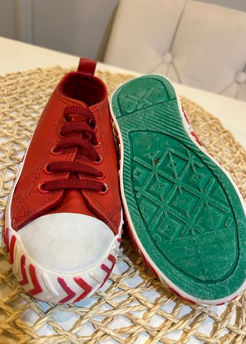 Kız Çocuk Kırmızı Bağcıklı Spor Ayakkabı - Görsel 4