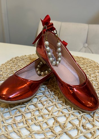 29 numara Kız Çocuk Kırmızı Parlak Boncuklu Babet - Görsel 2