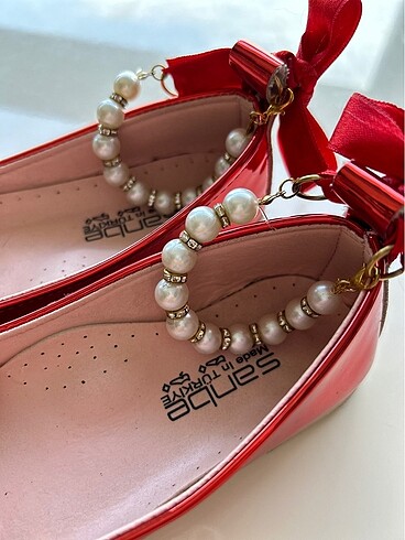 29 numara kırmızı parlak ayakkabı - Görsel 5